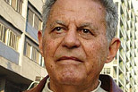 Foto do(a) autor(a) Fl�vio Villa�a