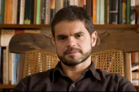 Foto do(a) autor(a) Rodrigo Lacerda